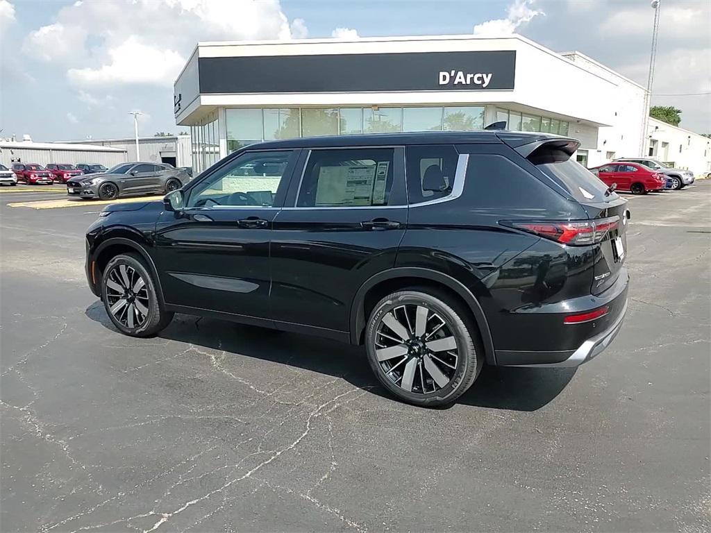 new 2025 Mitsubishi Outlander car, priced at $37,880