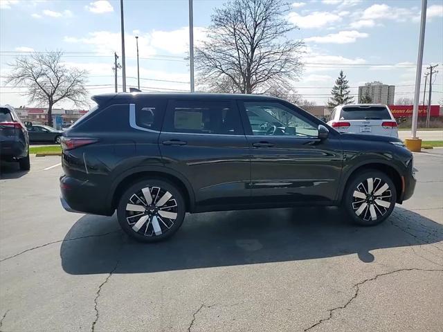new 2025 Mitsubishi Outlander car, priced at $37,880