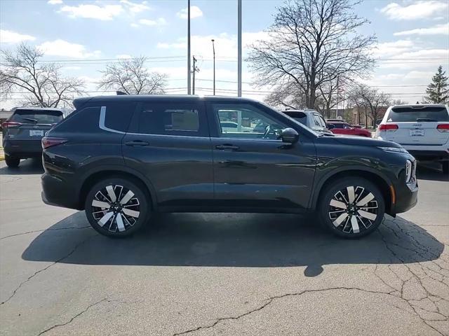 new 2025 Mitsubishi Outlander car, priced at $37,880