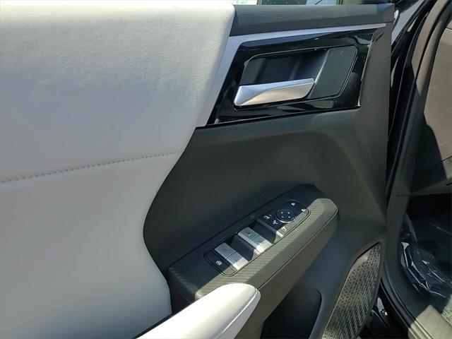 new 2025 Mitsubishi Outlander car, priced at $37,880