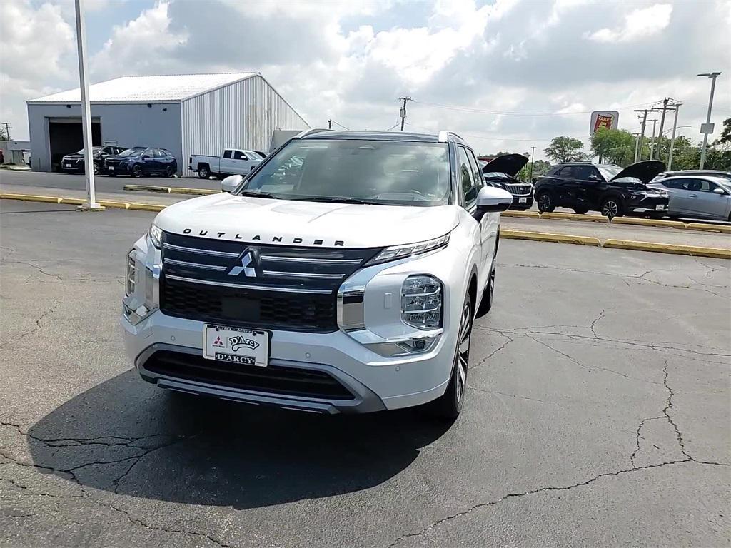 new 2025 Mitsubishi Outlander car, priced at $44,825