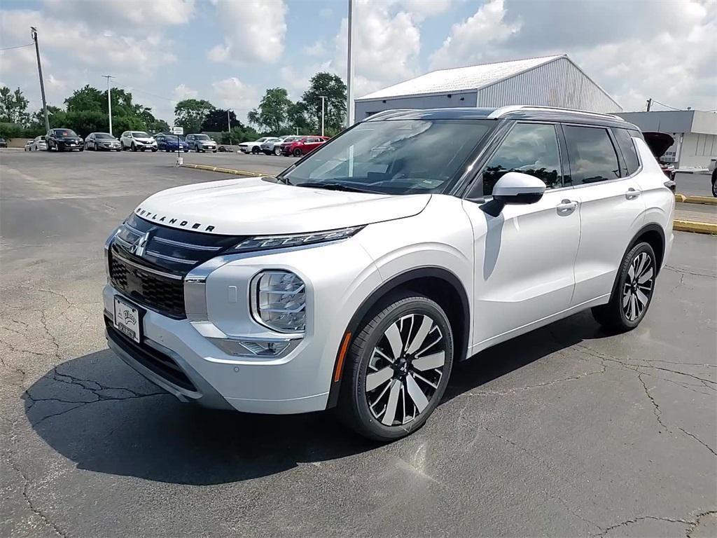 new 2025 Mitsubishi Outlander car, priced at $44,825