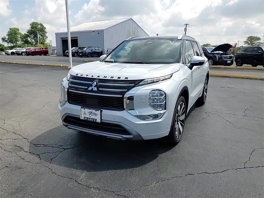 new 2025 Mitsubishi Outlander car, priced at $44,825