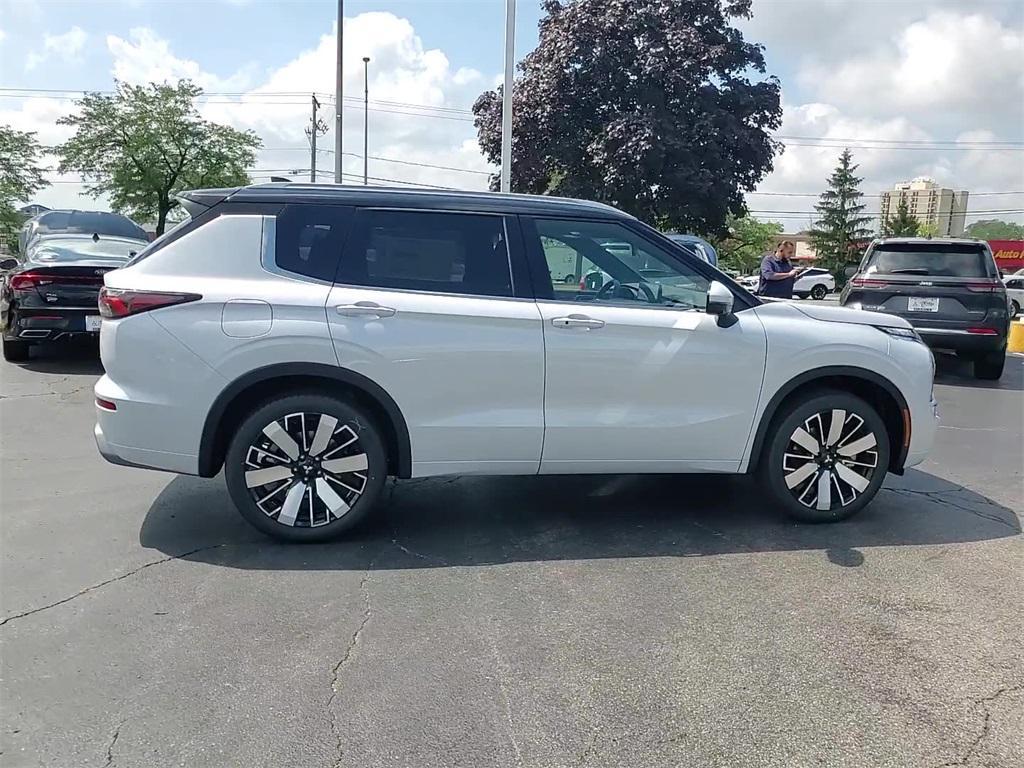 new 2025 Mitsubishi Outlander car, priced at $44,825