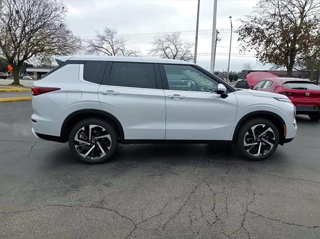 new 2024 Mitsubishi Outlander car, priced at $31,785