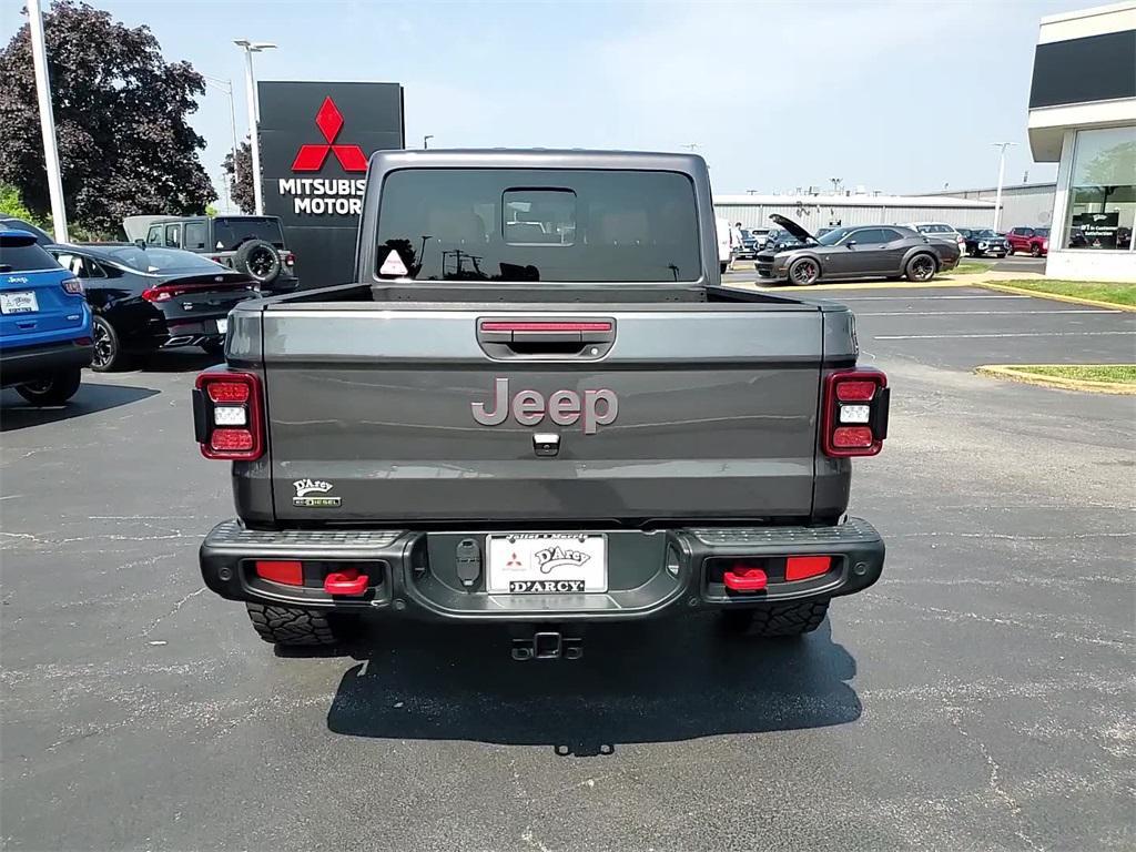 used 2021 Jeep Gladiator car, priced at $36,348