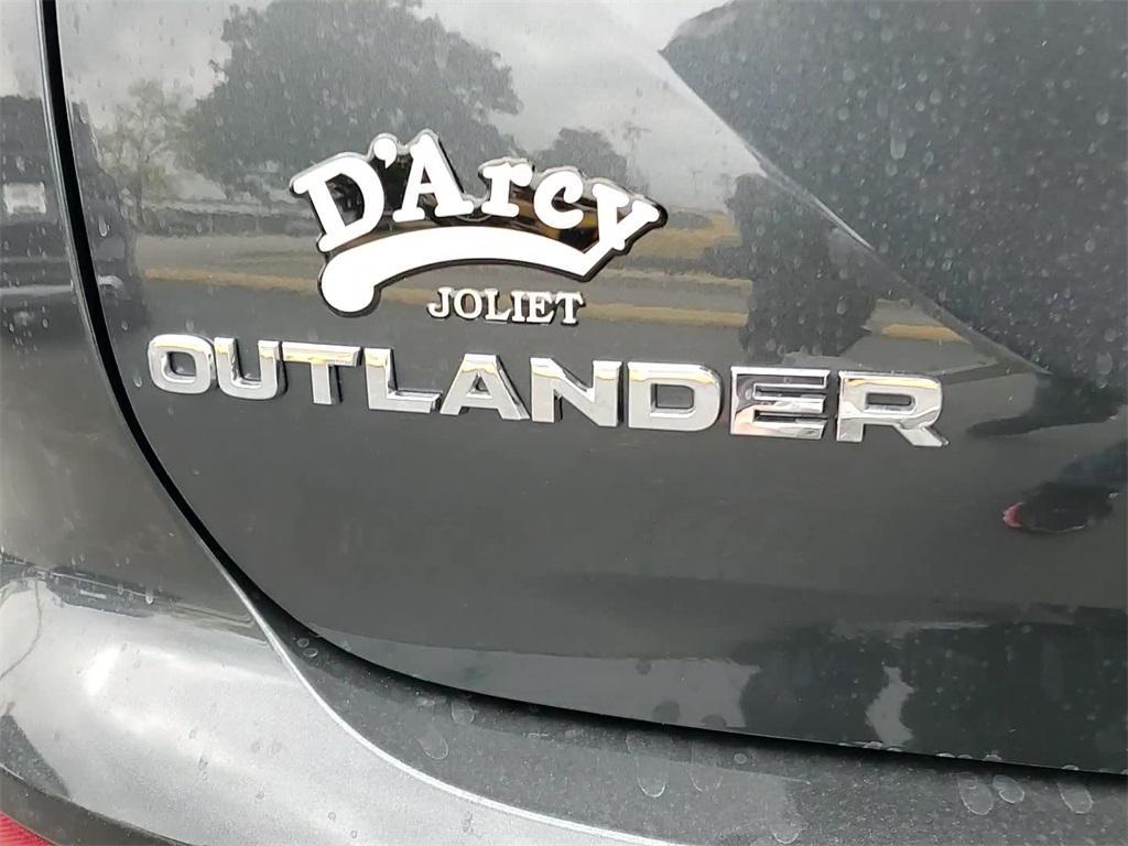 new 2025 Mitsubishi Outlander PHEV car