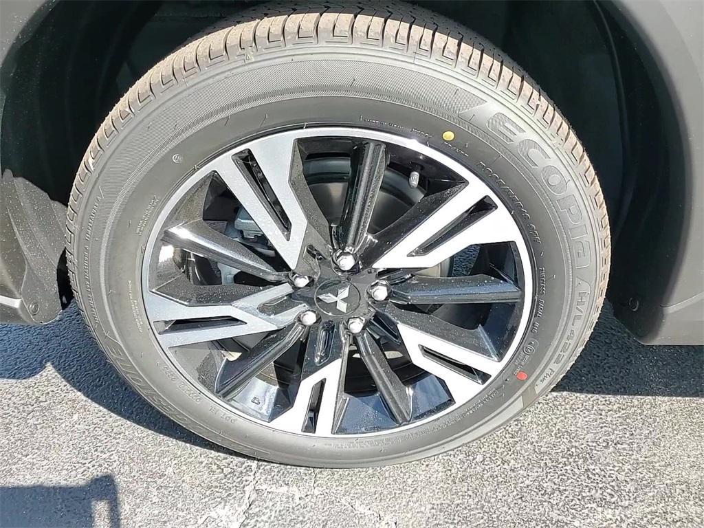 new 2025 Mitsubishi Eclipse Cross car
