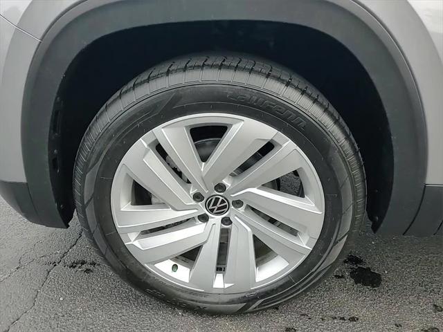 used 2022 Volkswagen Atlas Cross Sport car, priced at $27,586