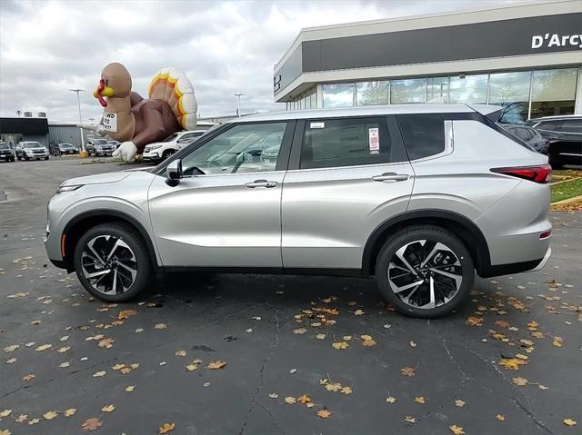 new 2024 Mitsubishi Outlander car, priced at $31,399