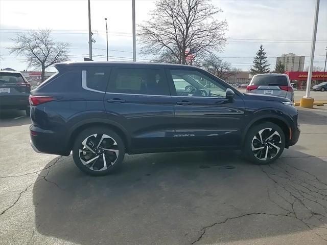 new 2024 Mitsubishi Outlander car, priced at $30,335