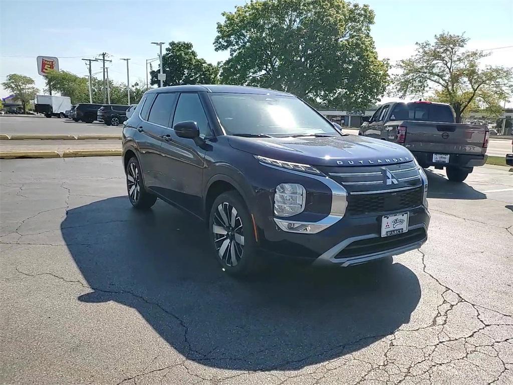 new 2025 Mitsubishi Outlander car