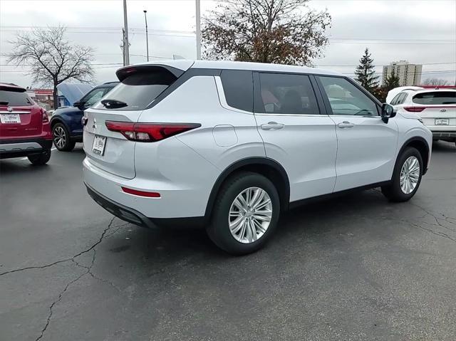 new 2024 Mitsubishi Outlander car, priced at $30,999