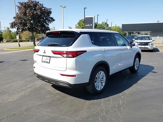 new 2024 Mitsubishi Outlander car, priced at $30,999