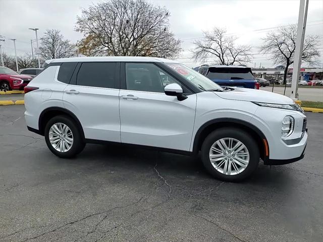 new 2024 Mitsubishi Outlander car, priced at $30,999