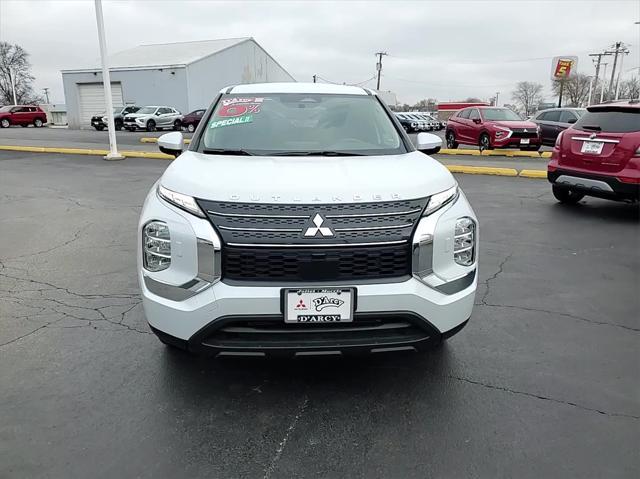 new 2024 Mitsubishi Outlander car, priced at $30,999