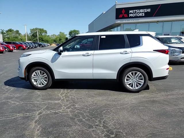 new 2024 Mitsubishi Outlander car, priced at $30,999