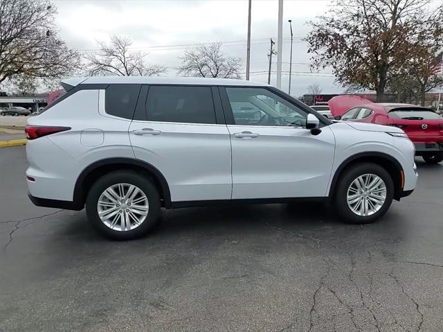 new 2024 Mitsubishi Outlander car, priced at $30,999