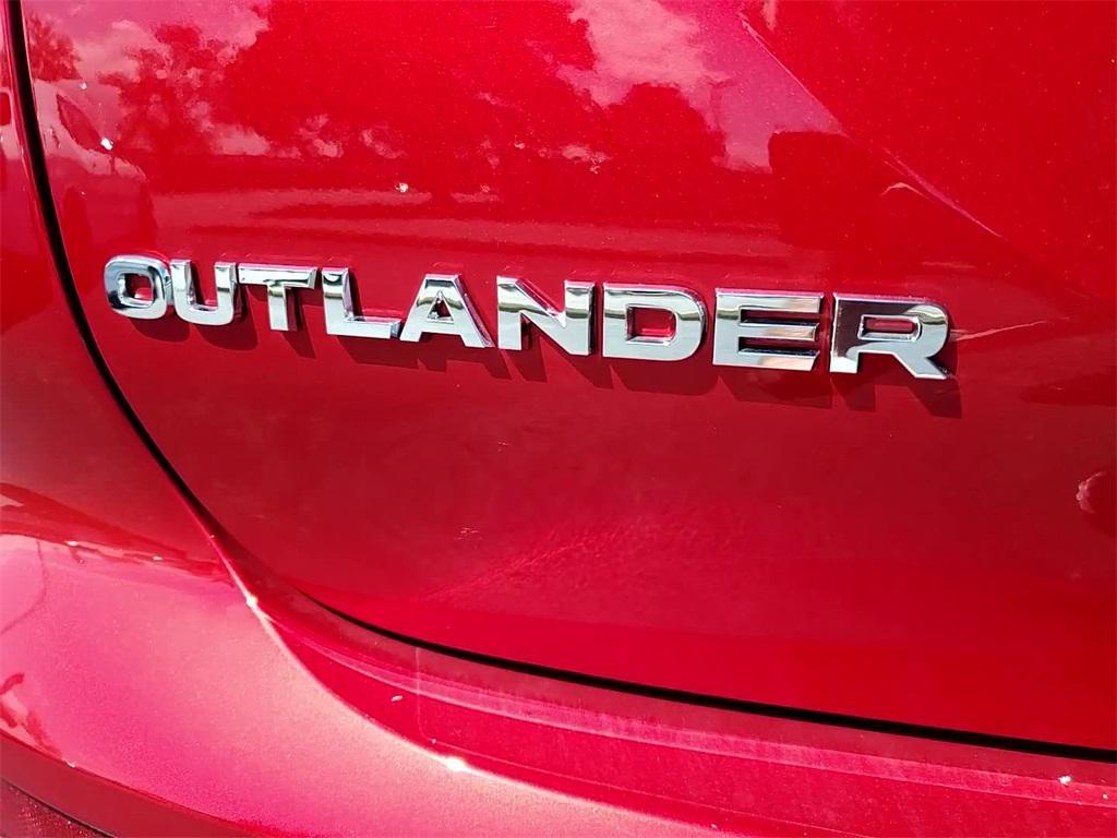 new 2025 Mitsubishi Outlander PHEV car, priced at $45,905