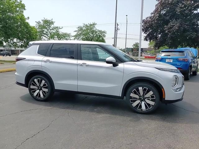new 2025 Mitsubishi Outlander car, priced at $36,380