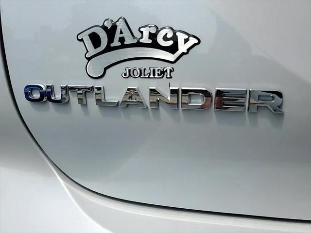new 2025 Mitsubishi Outlander car, priced at $36,380