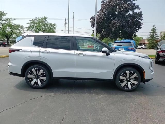 new 2025 Mitsubishi Outlander car, priced at $36,380