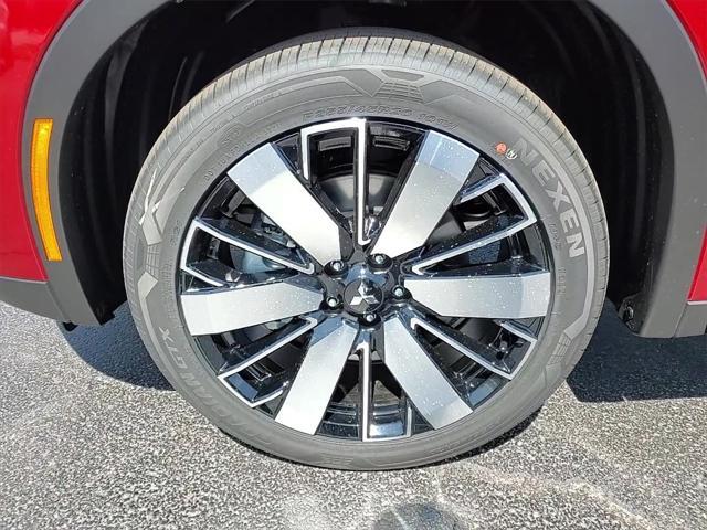 new 2025 Mitsubishi Outlander car, priced at $34,800