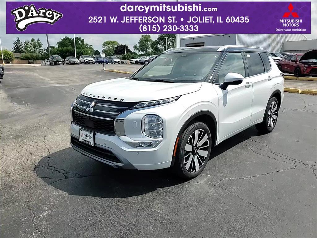 new 2025 Mitsubishi Outlander car, priced at $45,200