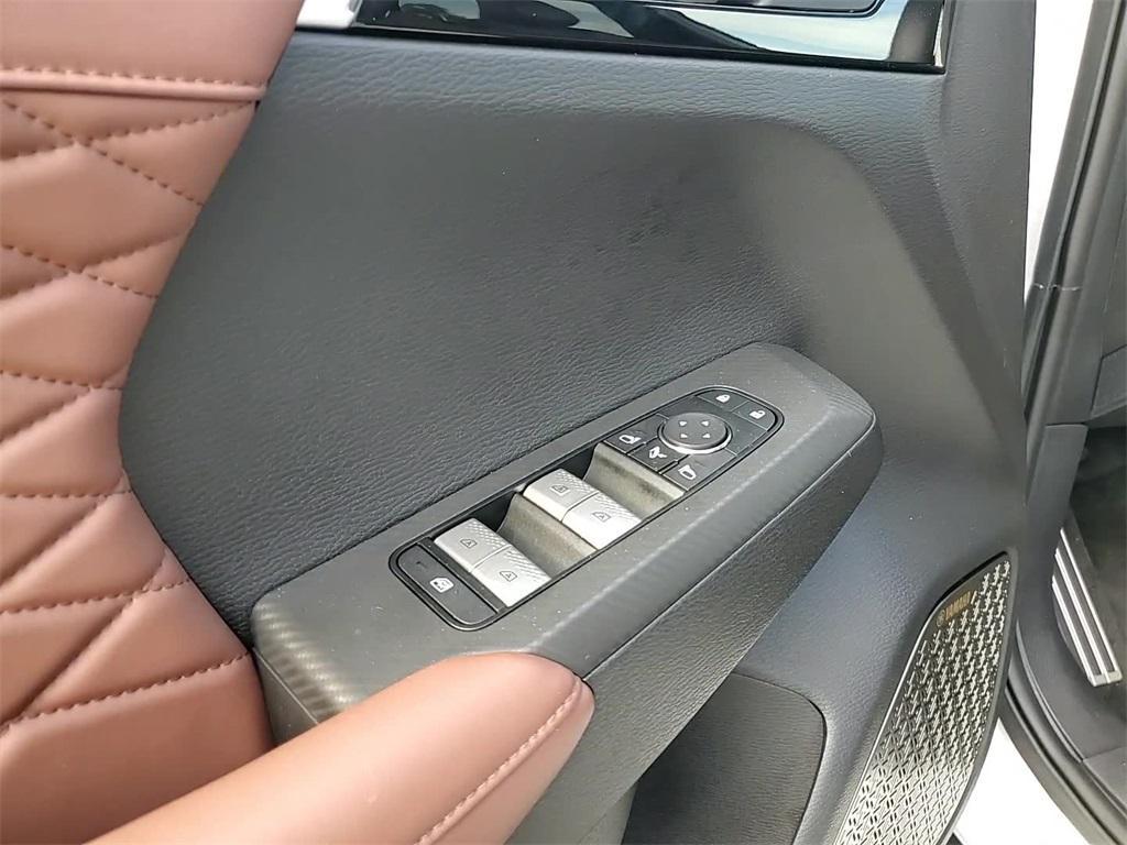 new 2025 Mitsubishi Outlander car, priced at $45,200