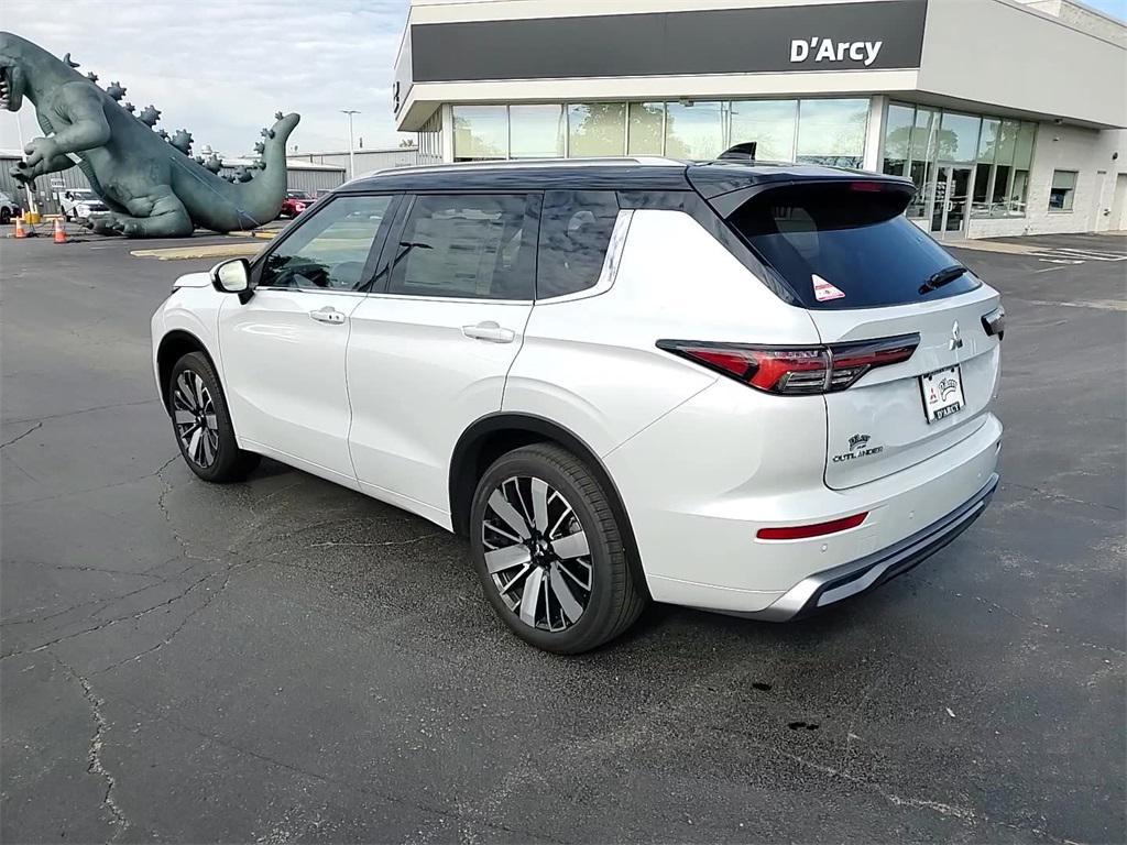 new 2025 Mitsubishi Outlander car, priced at $45,200
