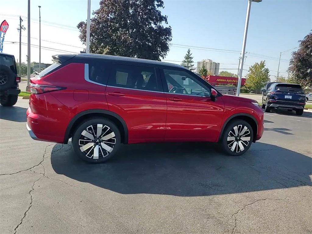 new 2025 Mitsubishi Outlander car, priced at $44,875