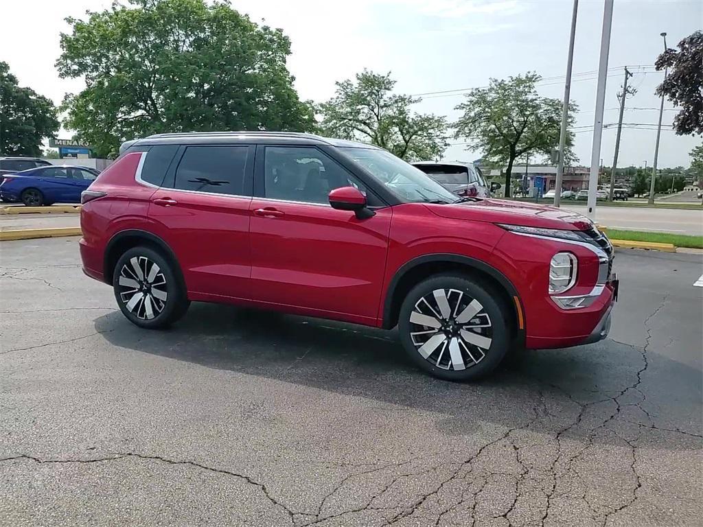 new 2025 Mitsubishi Outlander car, priced at $44,875