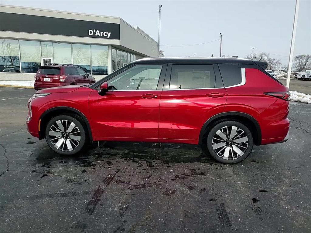 new 2025 Mitsubishi Outlander car, priced at $44,875