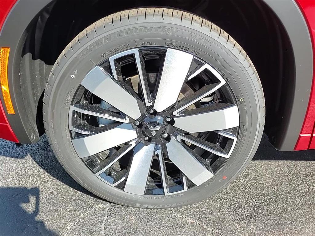 new 2025 Mitsubishi Outlander car, priced at $44,875