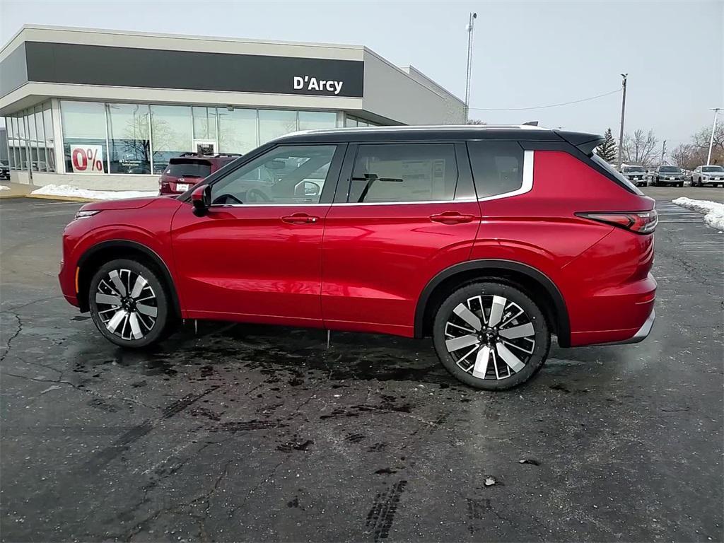 new 2025 Mitsubishi Outlander car, priced at $44,875