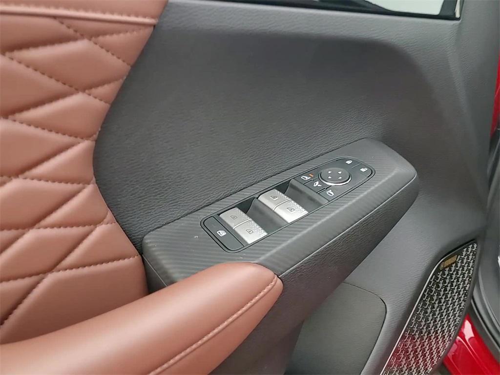 new 2025 Mitsubishi Outlander car, priced at $44,875