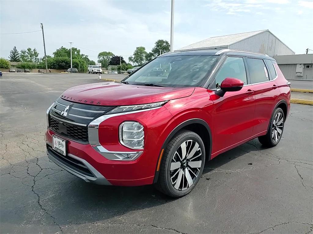 new 2025 Mitsubishi Outlander car, priced at $44,875