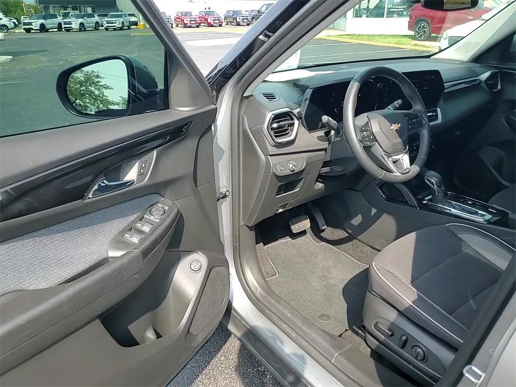 used 2024 Chevrolet TrailBlazer car, priced at $24,716