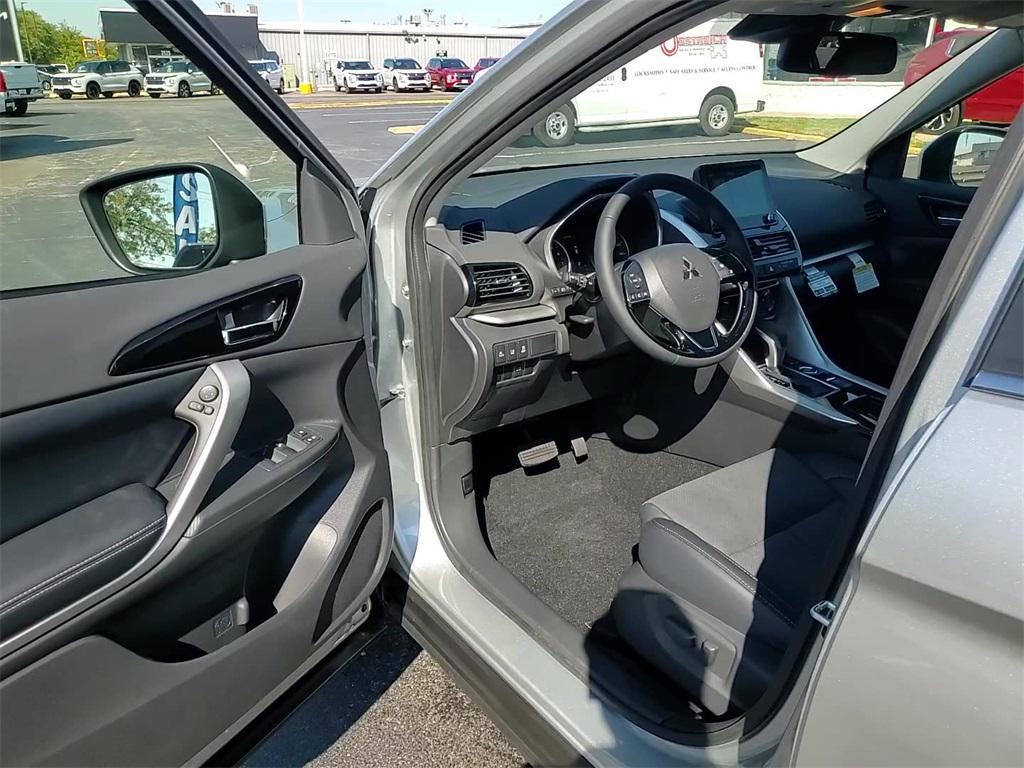 new 2025 Mitsubishi Eclipse Cross car