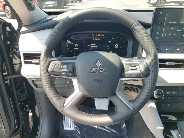 new 2025 Mitsubishi Outlander car, priced at $42,035