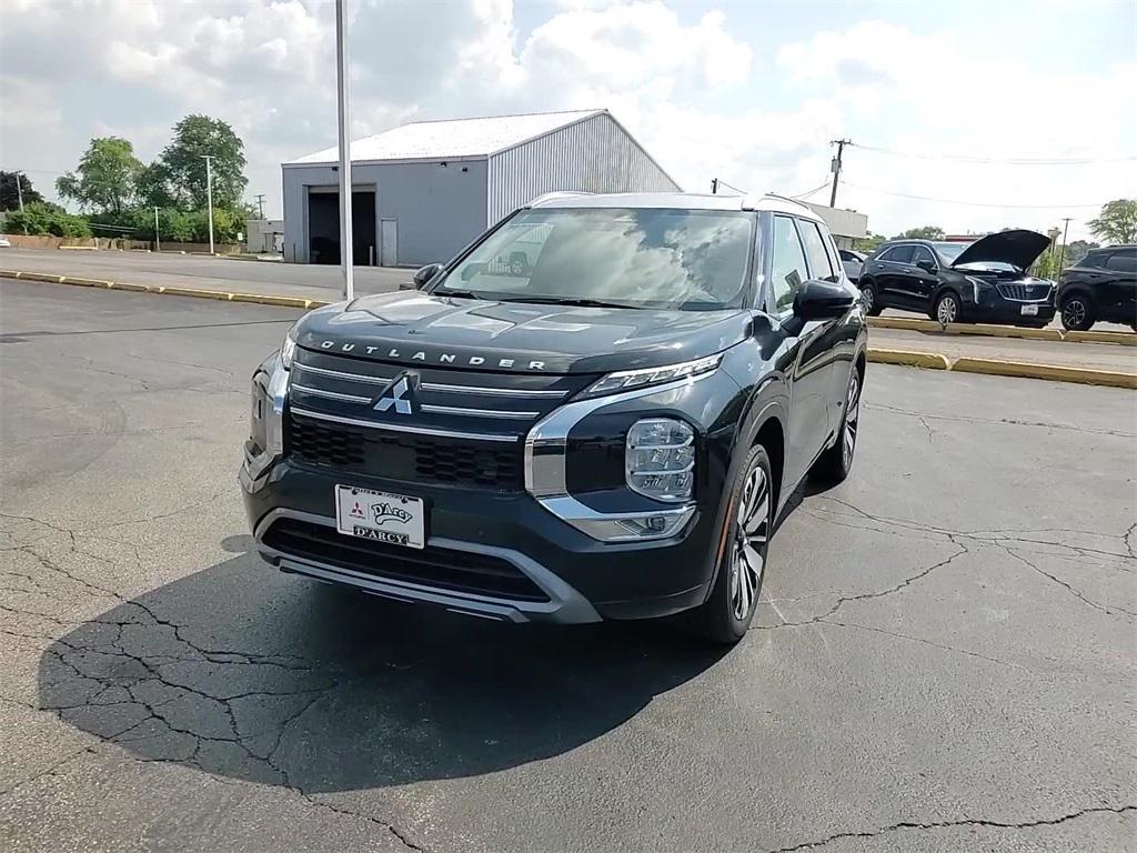 new 2025 Mitsubishi Outlander car, priced at $43,035