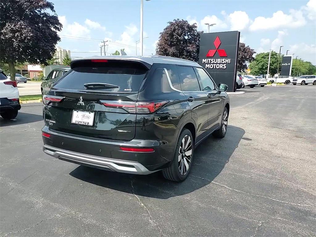 new 2025 Mitsubishi Outlander car, priced at $43,035