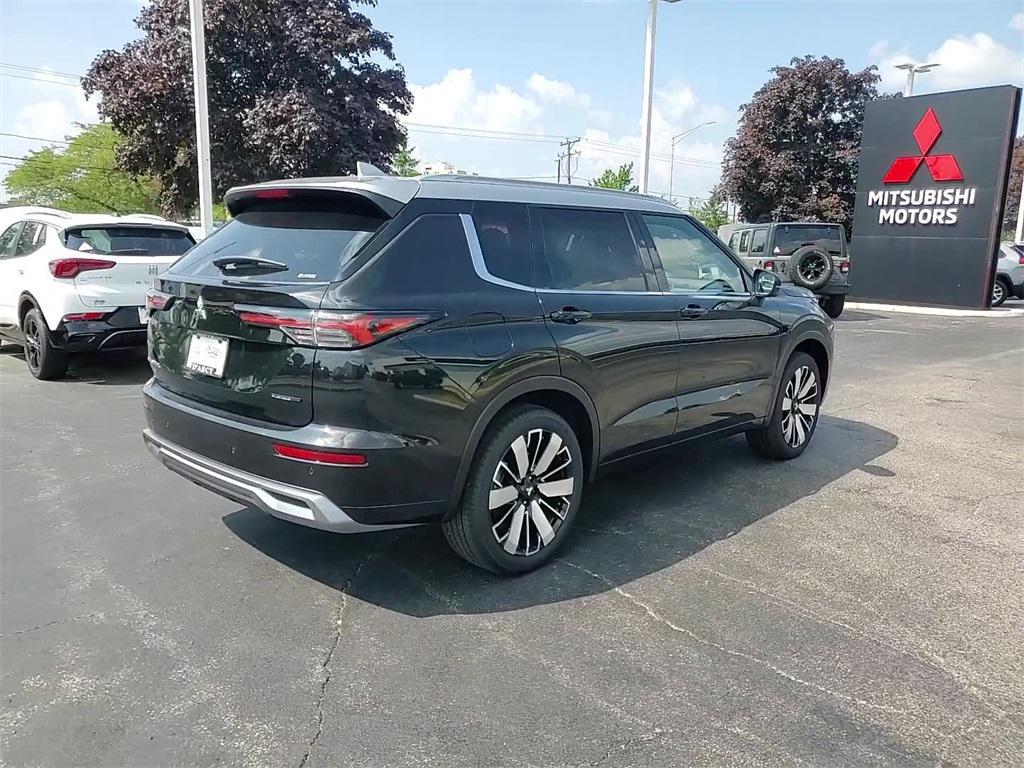 new 2025 Mitsubishi Outlander car, priced at $43,035