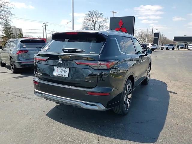 new 2025 Mitsubishi Outlander car, priced at $42,035