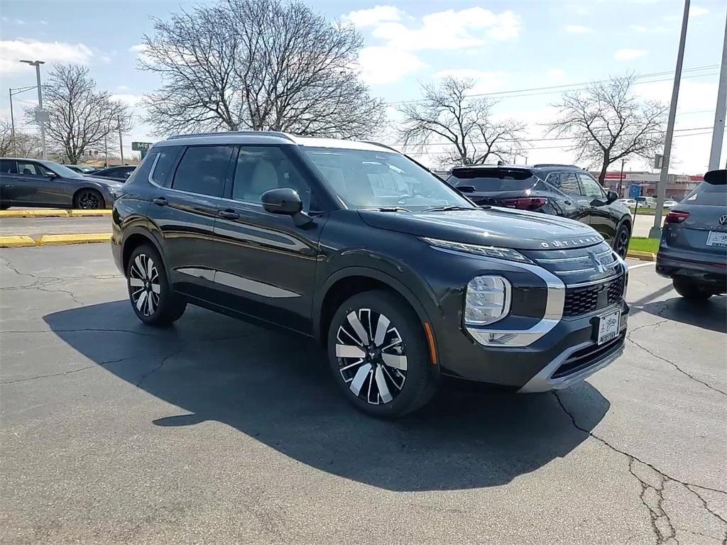 new 2025 Mitsubishi Outlander car, priced at $40,995