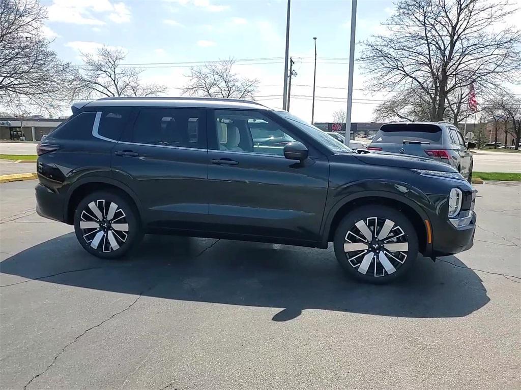 new 2025 Mitsubishi Outlander car, priced at $40,995