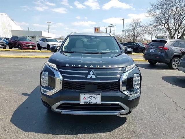 new 2025 Mitsubishi Outlander car, priced at $41,035