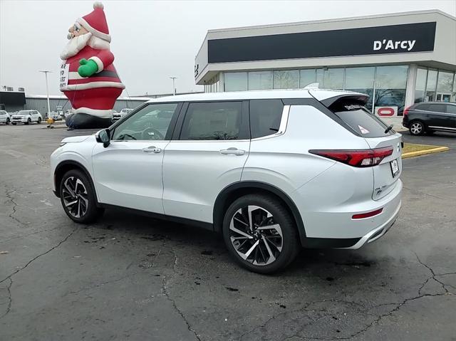 new 2024 Mitsubishi Outlander car, priced at $32,995