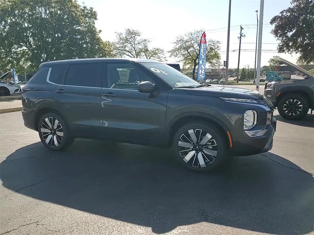 new 2025 Mitsubishi Outlander car, priced at $39,200