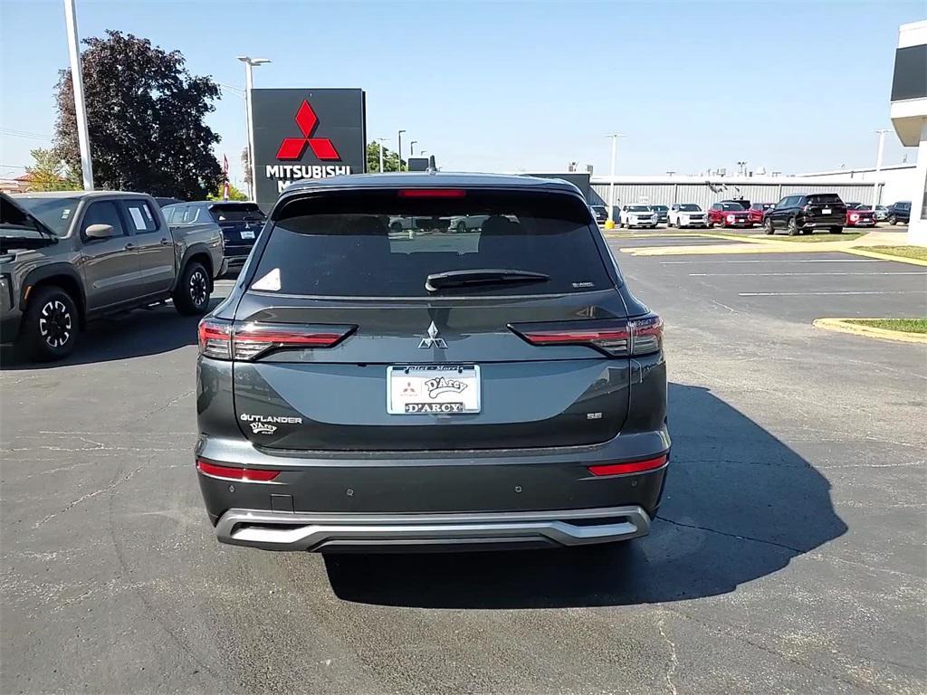 new 2025 Mitsubishi Outlander car, priced at $39,200
